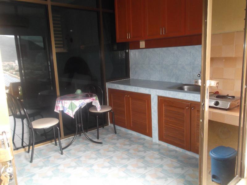 Oyo 851 On Hill Residence Patong Экстерьер фото