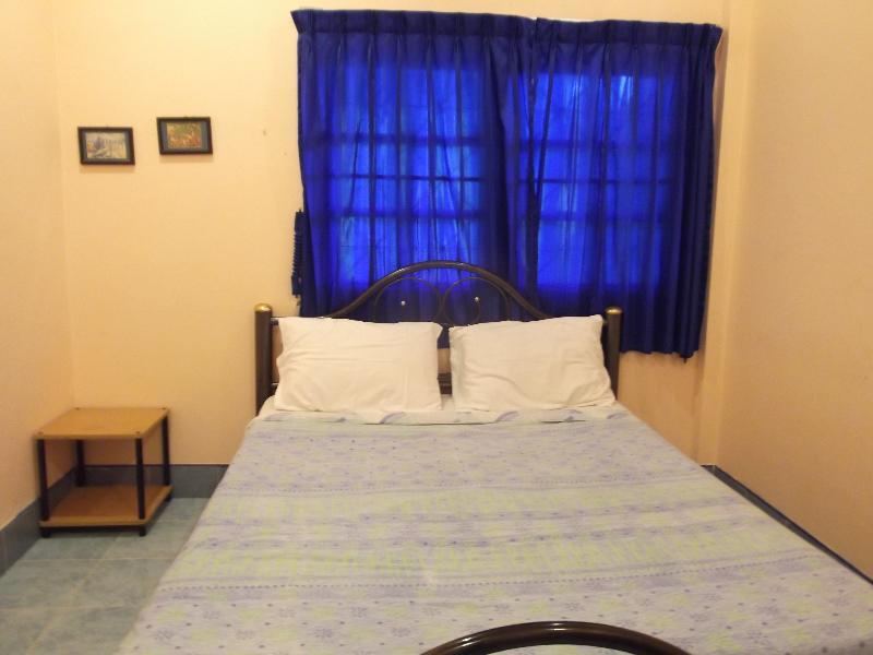 Oyo 851 On Hill Residence Patong Экстерьер фото