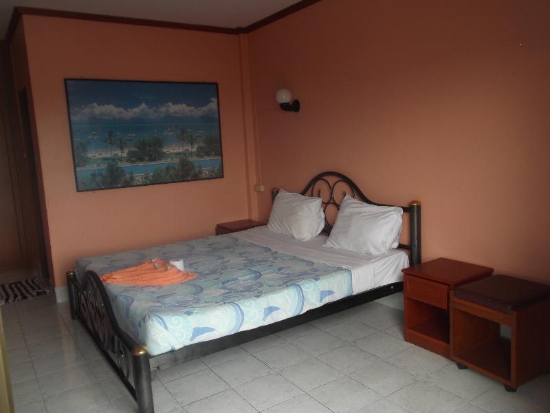 Oyo 851 On Hill Residence Patong Экстерьер фото